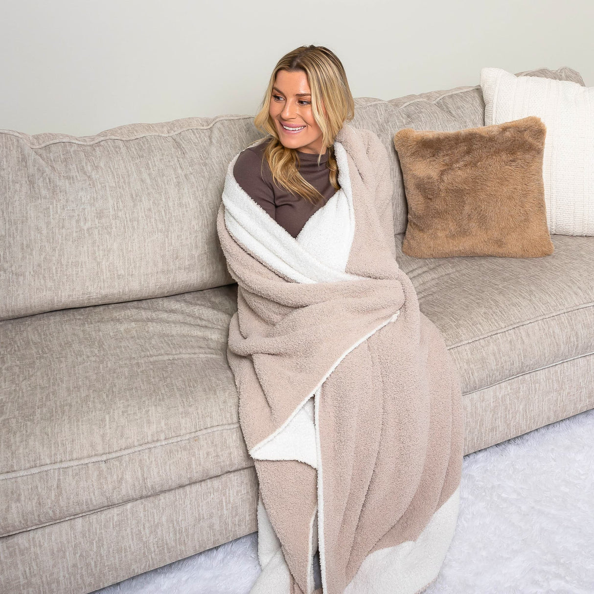 Sirius Blanket - Taupe / White Reversible Solid